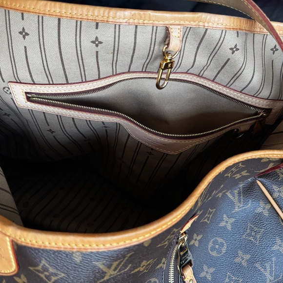 Louis Vuitton Delightful GM Tote. Good condition! - Picture 16 of 17